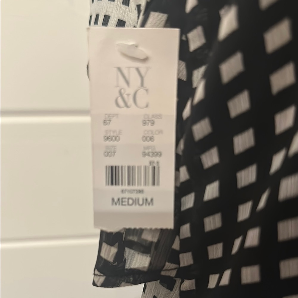 New York & Company Black and White Tiered Camisole - Picture 11 of 16